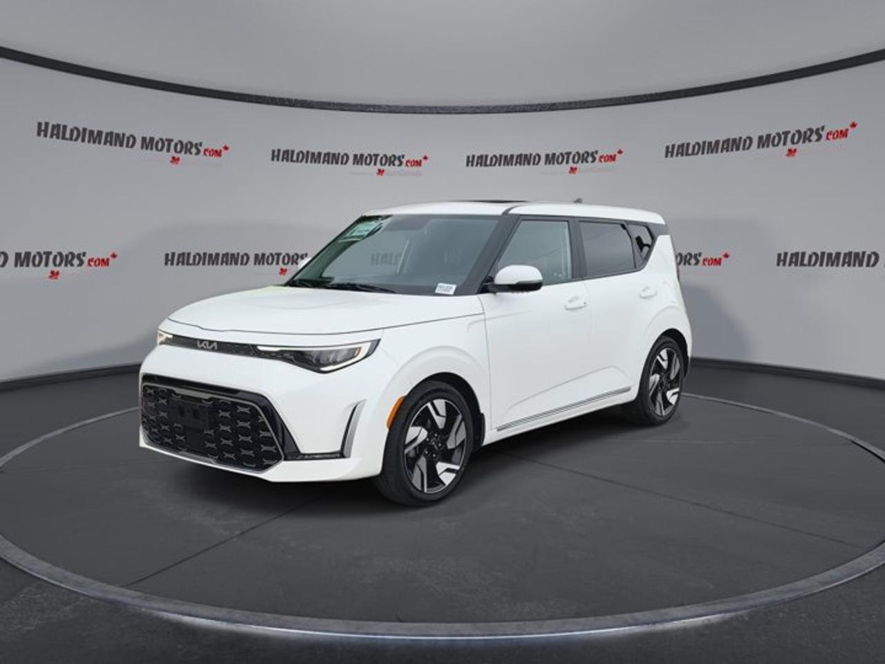 2023 Kia Soul GT-Line Limited | One Owner | No Accidents | Leather Seats Photo