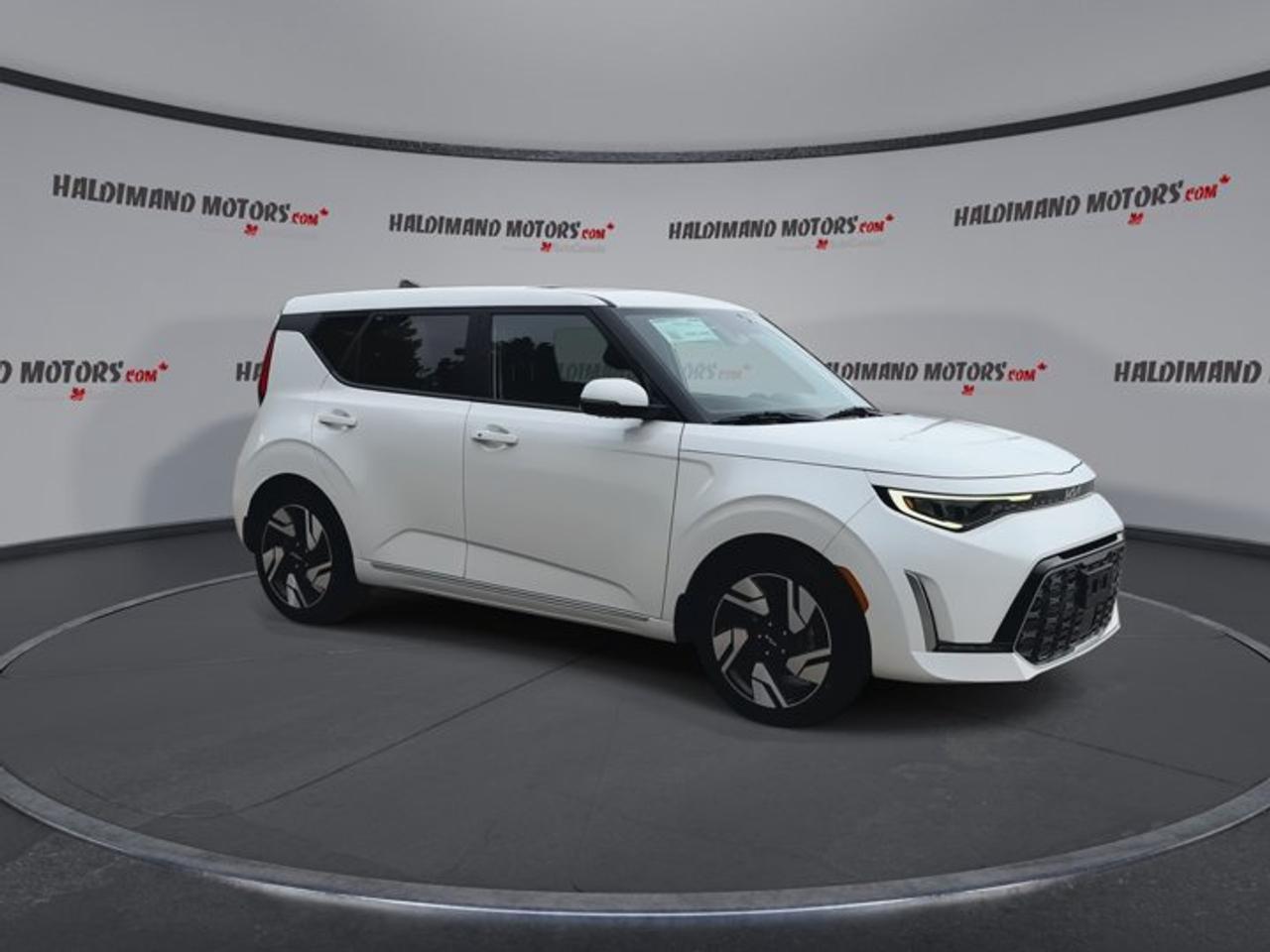 2023 Kia Soul GT-Line Limited | One Owner | No Accidents | Leather Seats Photo1