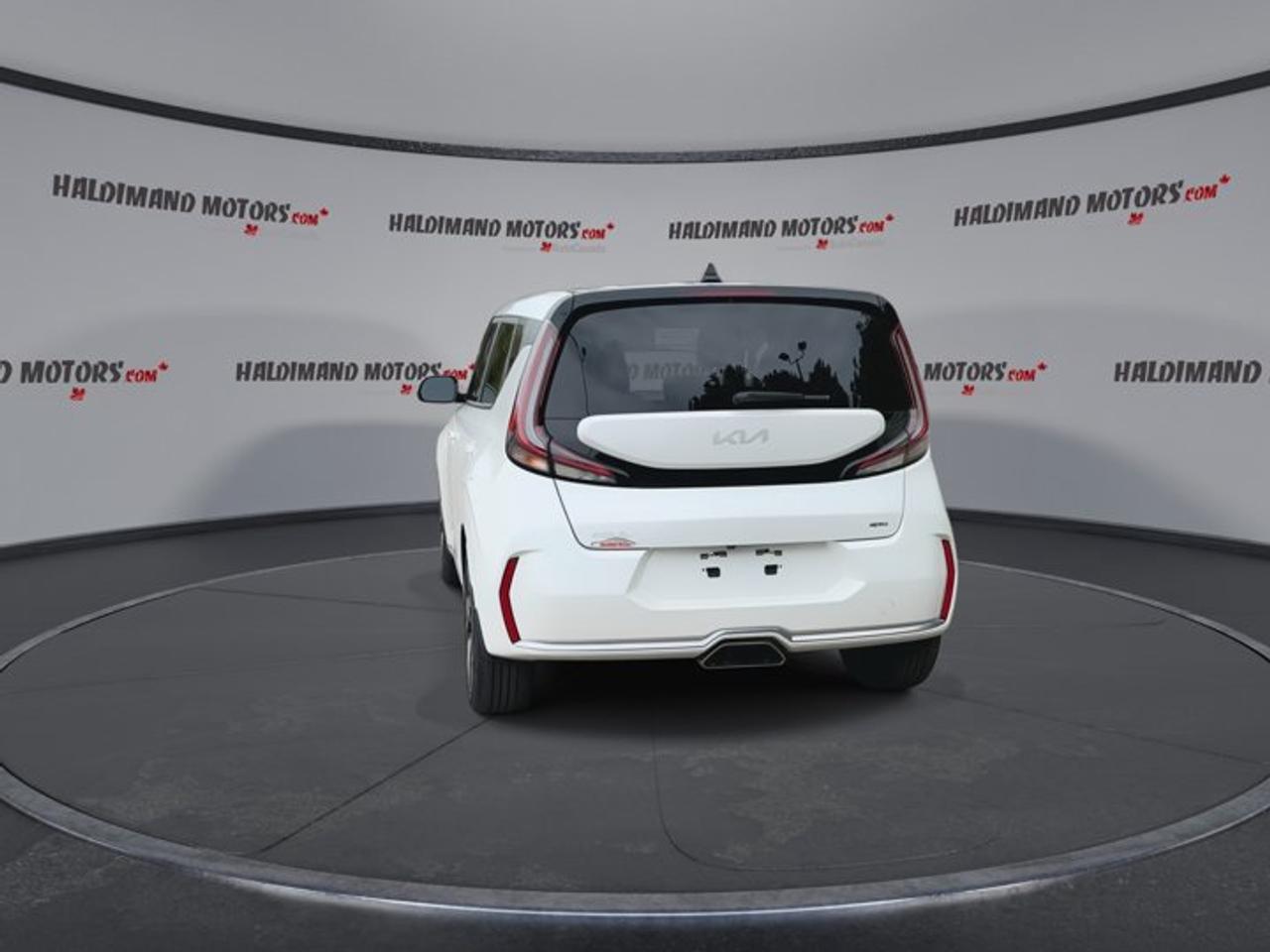 2023 Kia Soul GT-Line Limited | One Owner | No Accidents | Leather Seats Photo