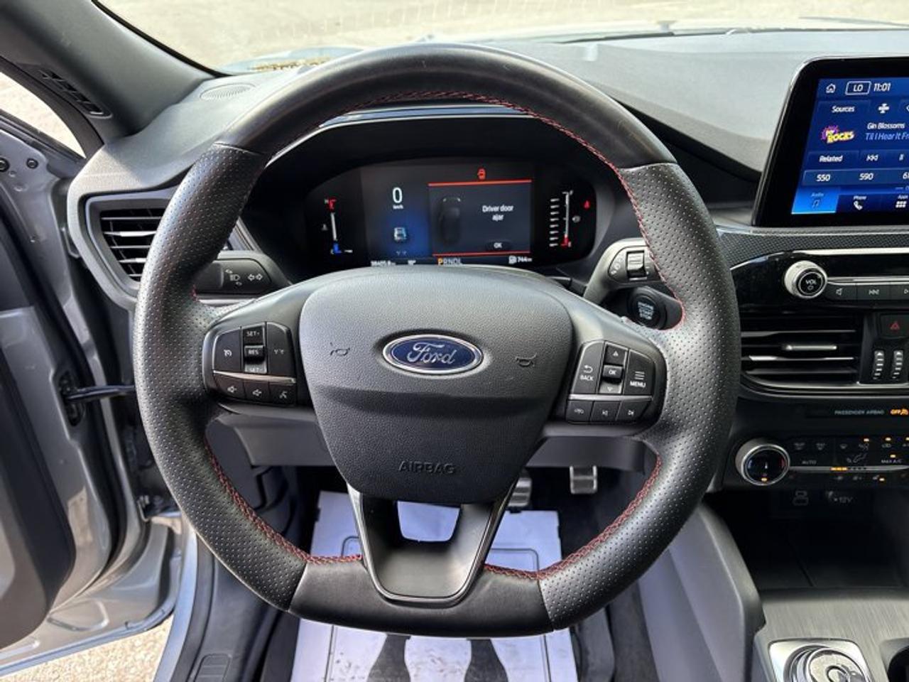 2024 Ford Escape ST-Line AWD | No Accidents | Heated Steering Wheel Photo