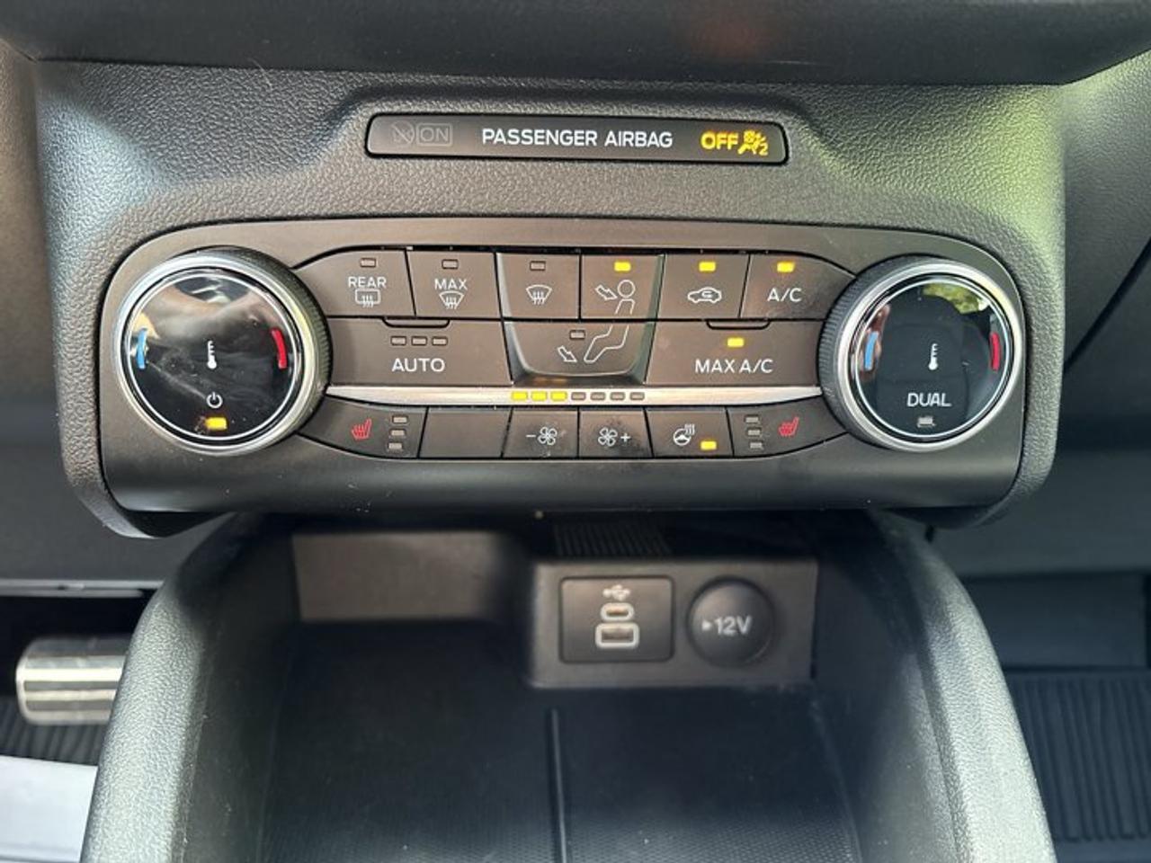 2024 Ford Escape ST-Line AWD | No Accidents | Heated Steering Wheel Photo