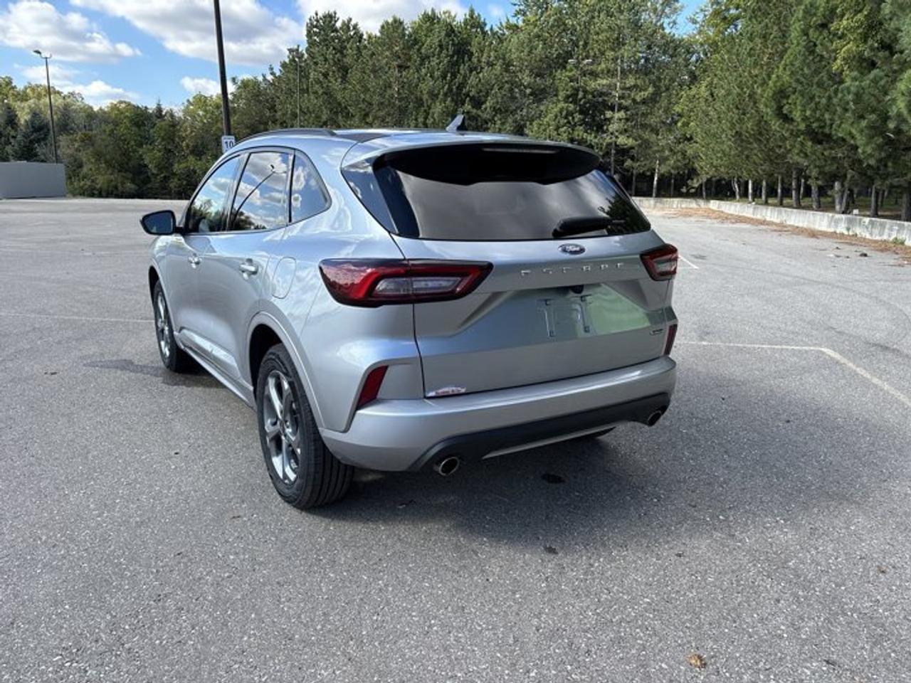 2024 Ford Escape ST-Line AWD | No Accidents | Heated Steering Wheel Photo