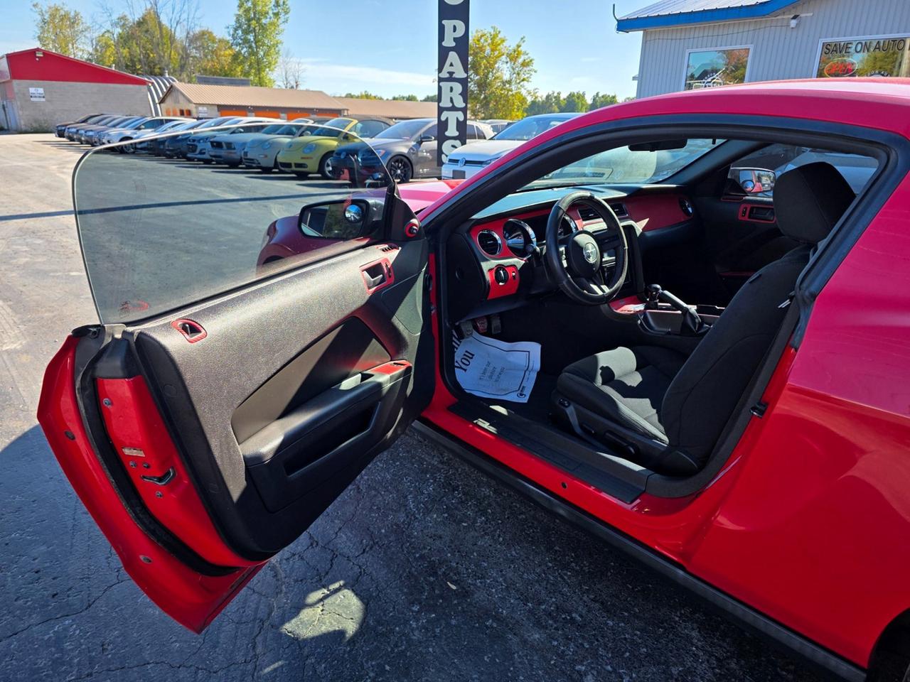 2010 Ford Mustang V6 Photo