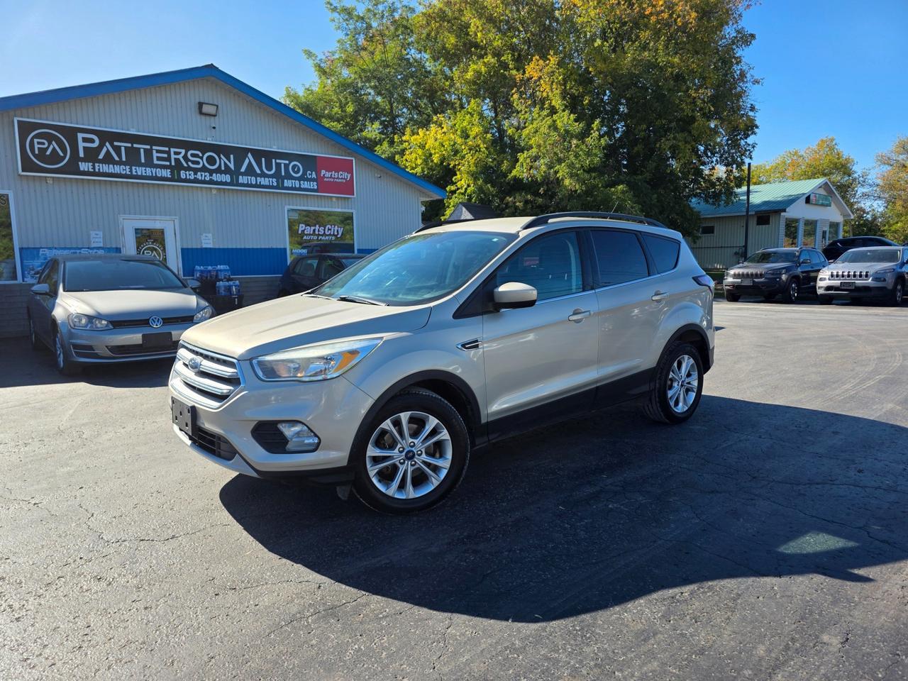 2018 Ford Escape SE - Photo #1