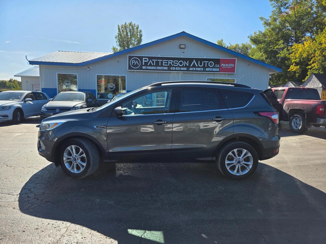 2017 Ford Escape SE Photo1