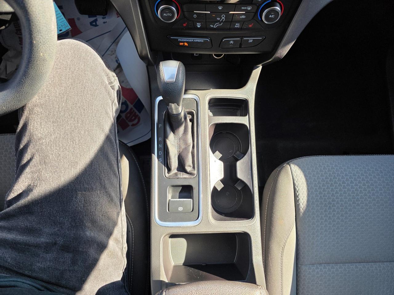 2017 Ford Escape SE Photo