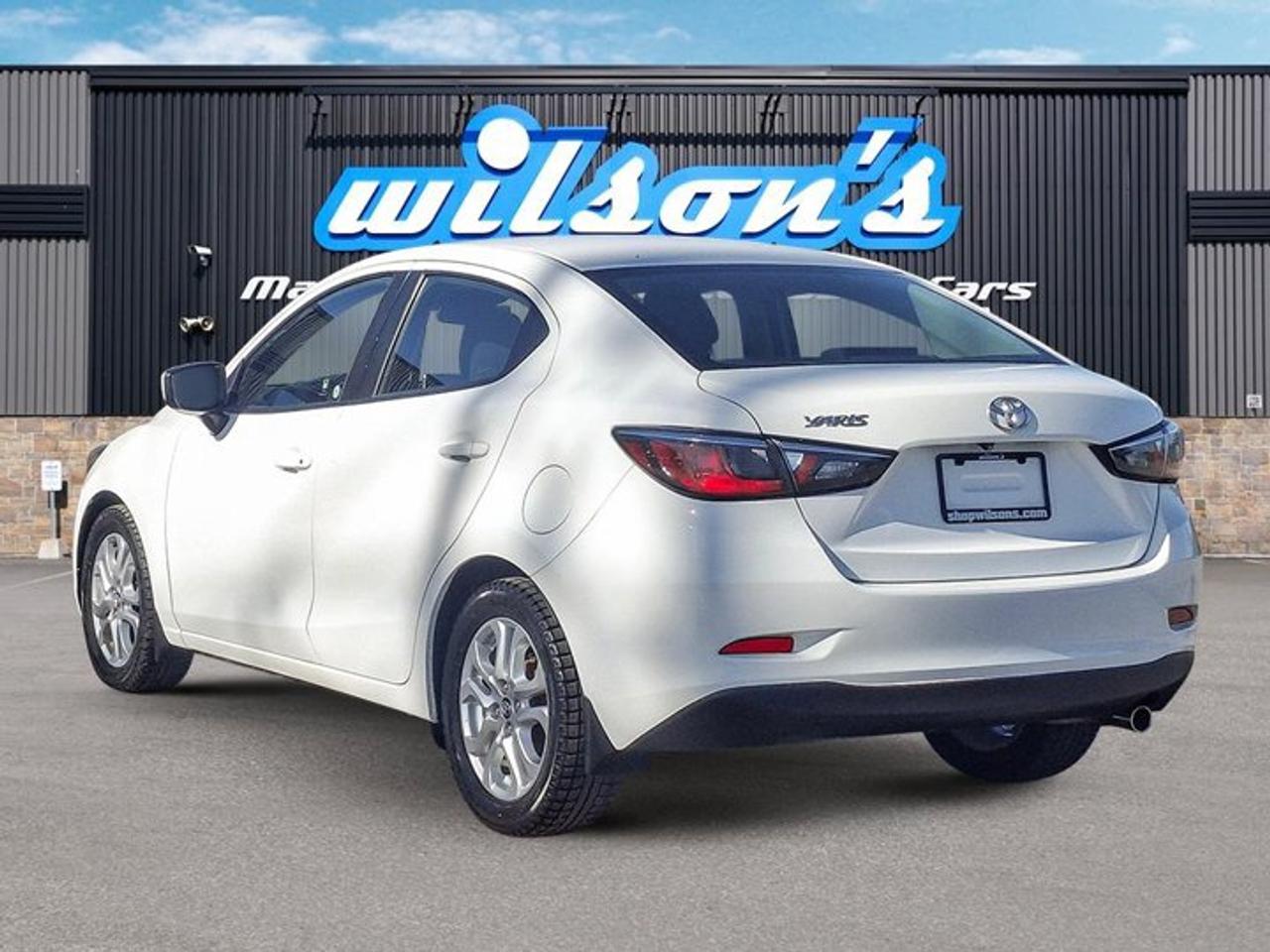 2018 Toyota Yaris sedan Premium | Auto | 7" Screen | Heated Seats | Bluetooth | Rear Camera | and More ! Photo