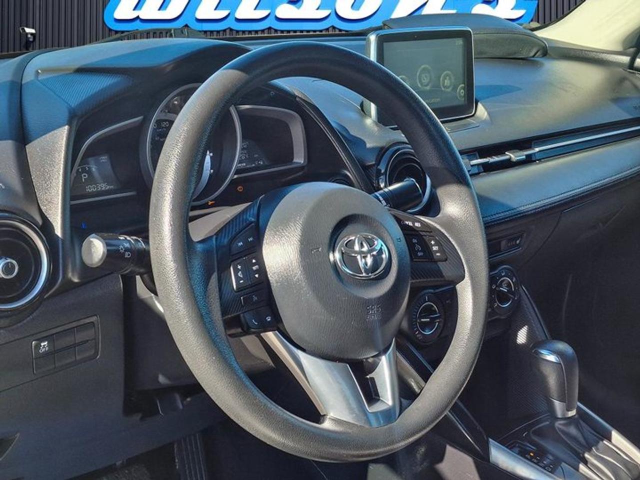 2018 Toyota Yaris sedan Premium | Auto | 7" Screen | Heated Seats | Bluetooth | Rear Camera | and More ! Photo