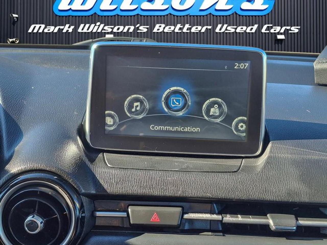 2018 Toyota Yaris sedan Premium | Auto | 7" Screen | Heated Seats | Bluetooth | Rear Camera | and More ! Photo