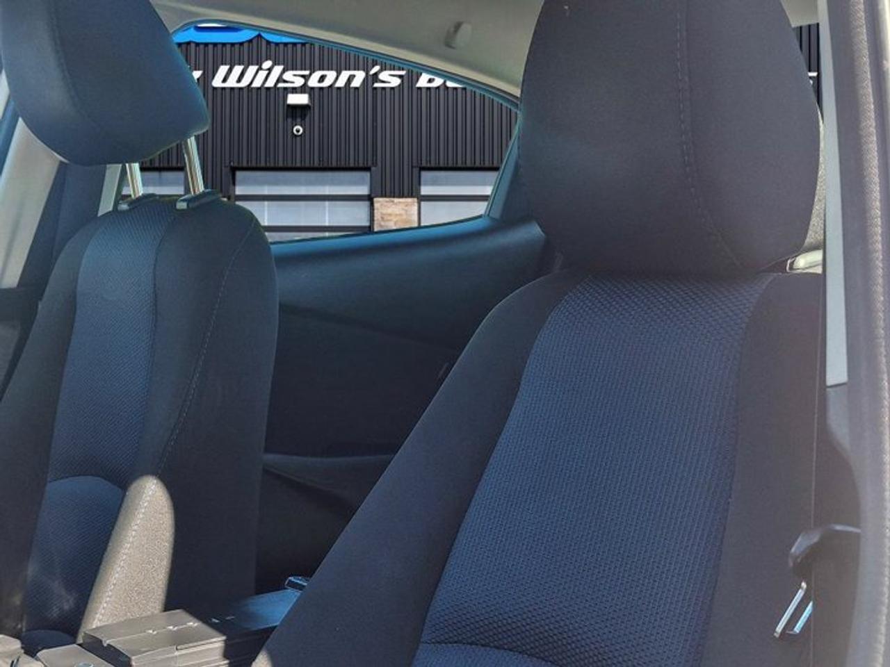 2018 Toyota Yaris sedan Premium | Auto | 7" Screen | Heated Seats | Bluetooth | Rear Camera | and More ! Photo