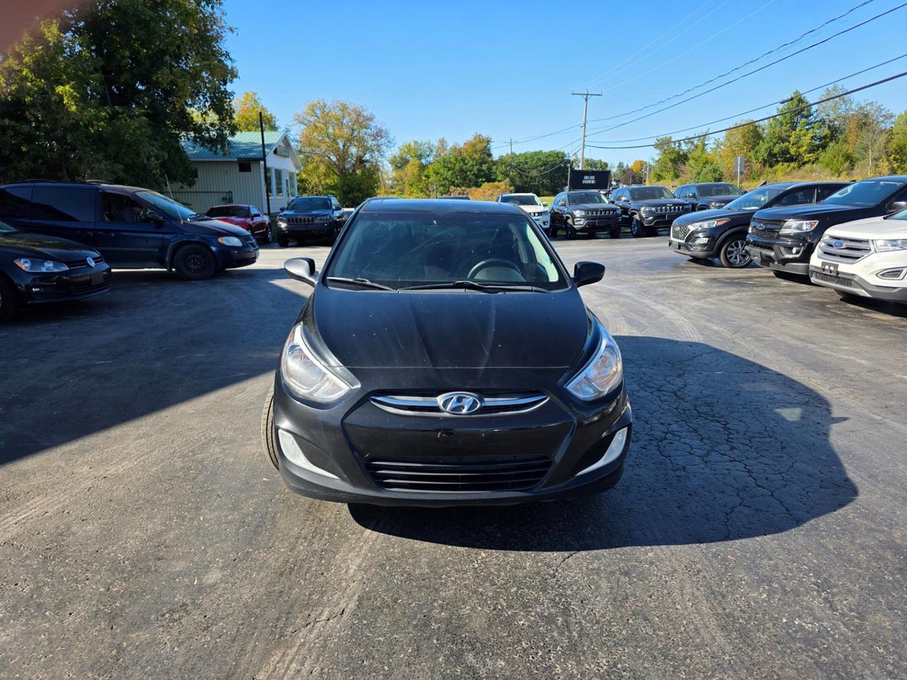 2017 Hyundai Accent SE Photo