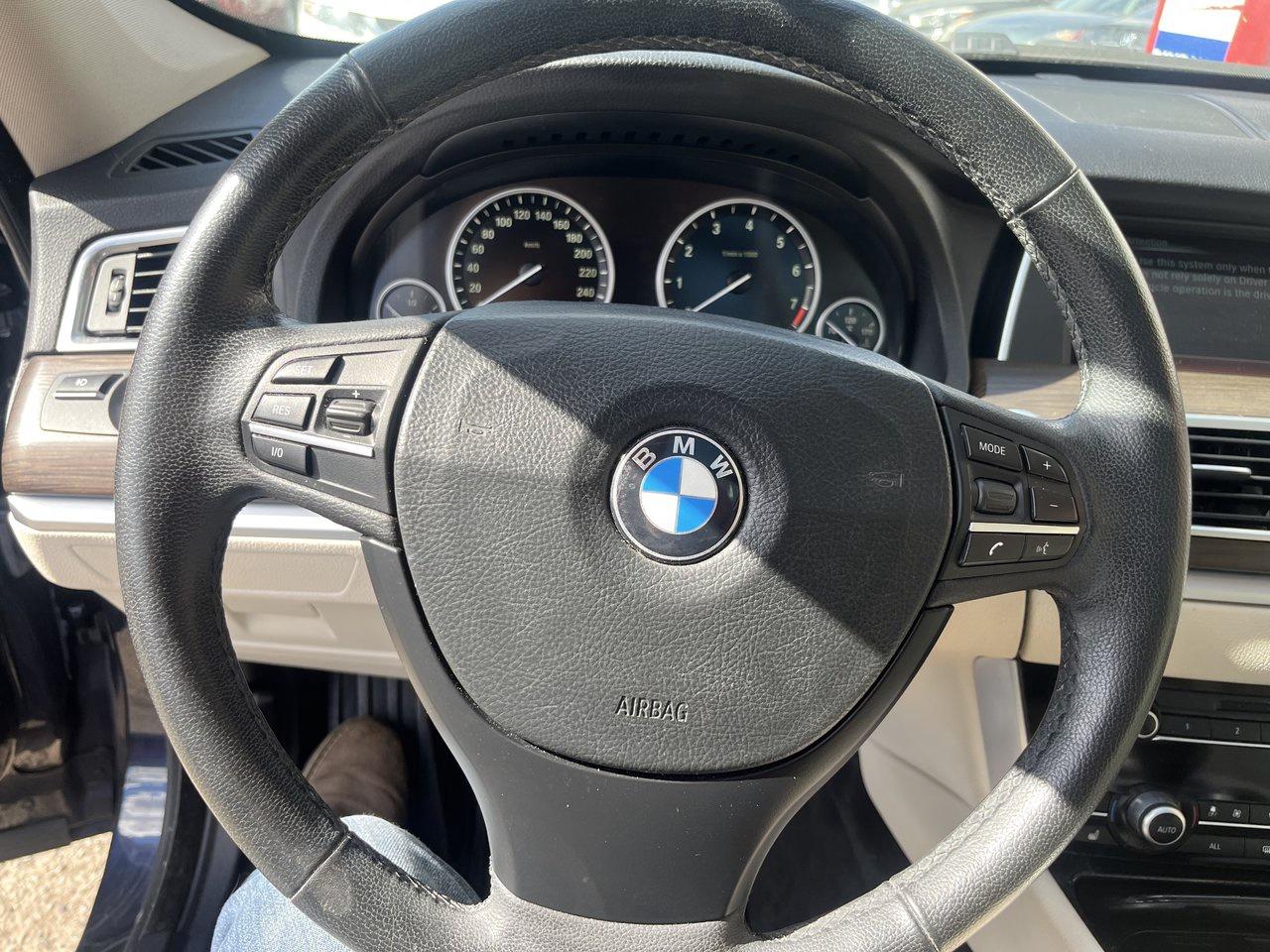 2013 BMW 5 Series Gran Turismo 535i xDrive Photo