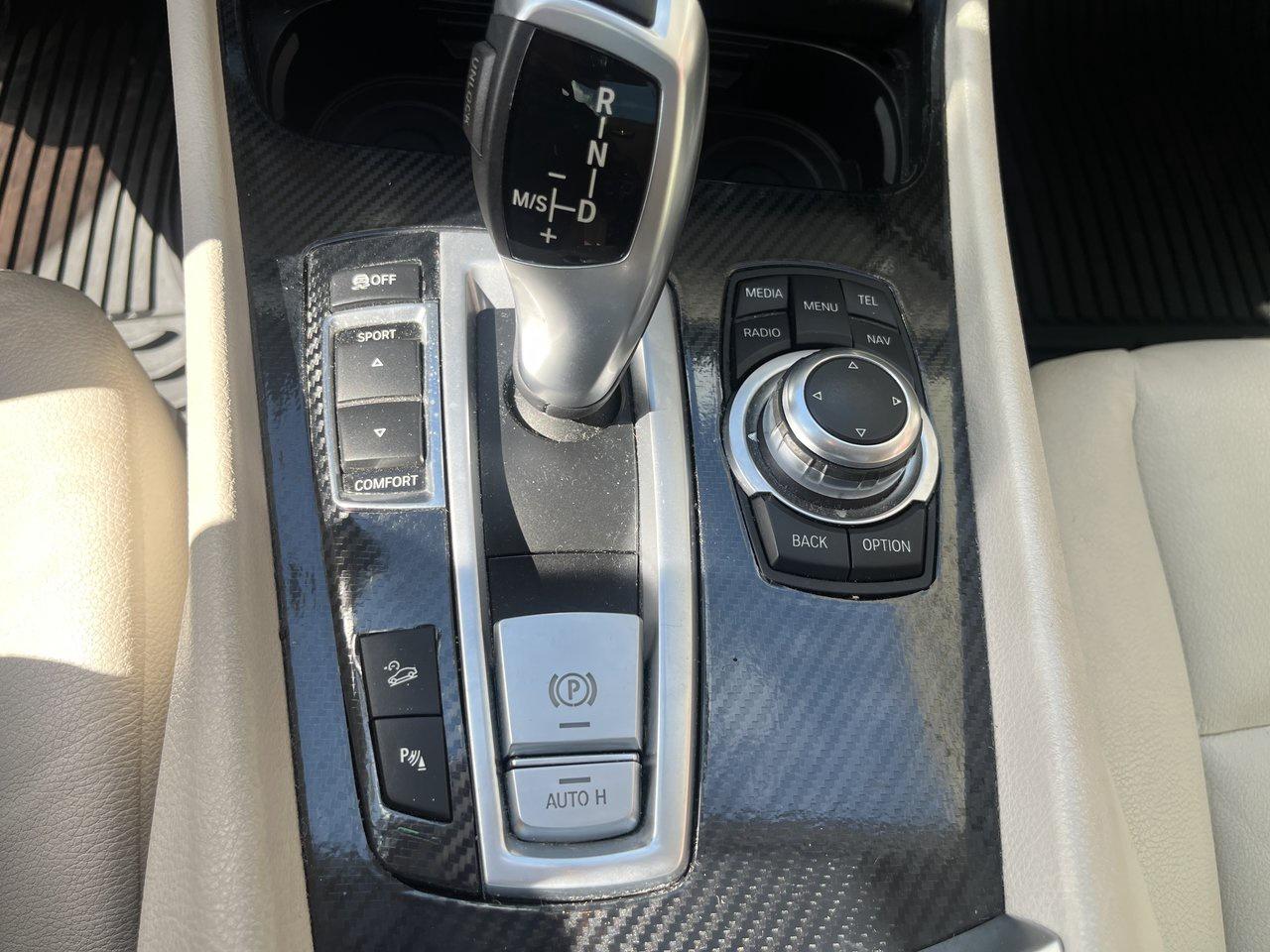 2013 BMW 5 Series Gran Turismo 535i xDrive Photo