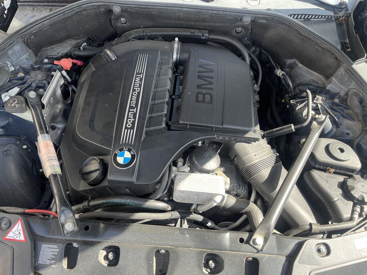 2013 BMW 5 Series Gran Turismo 535i xDrive Photo