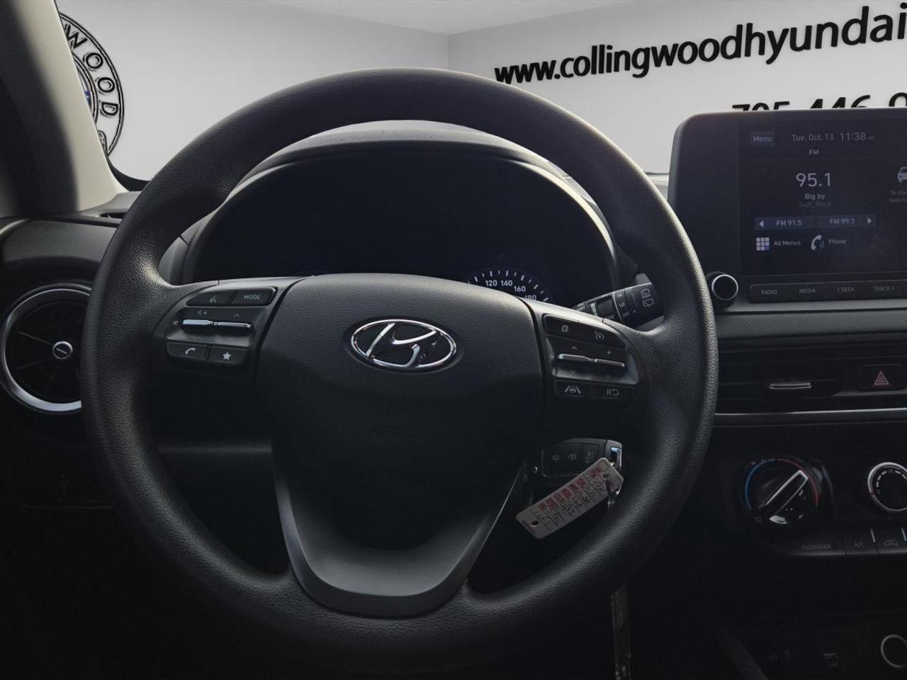 2022 Hyundai KONA Essential Photo