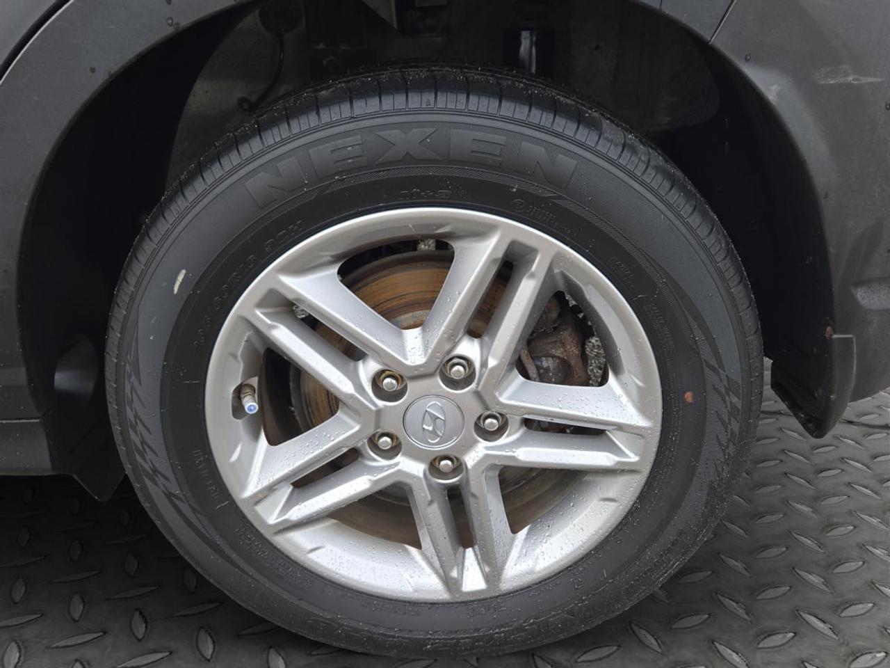2022 Hyundai KONA Essential Photo