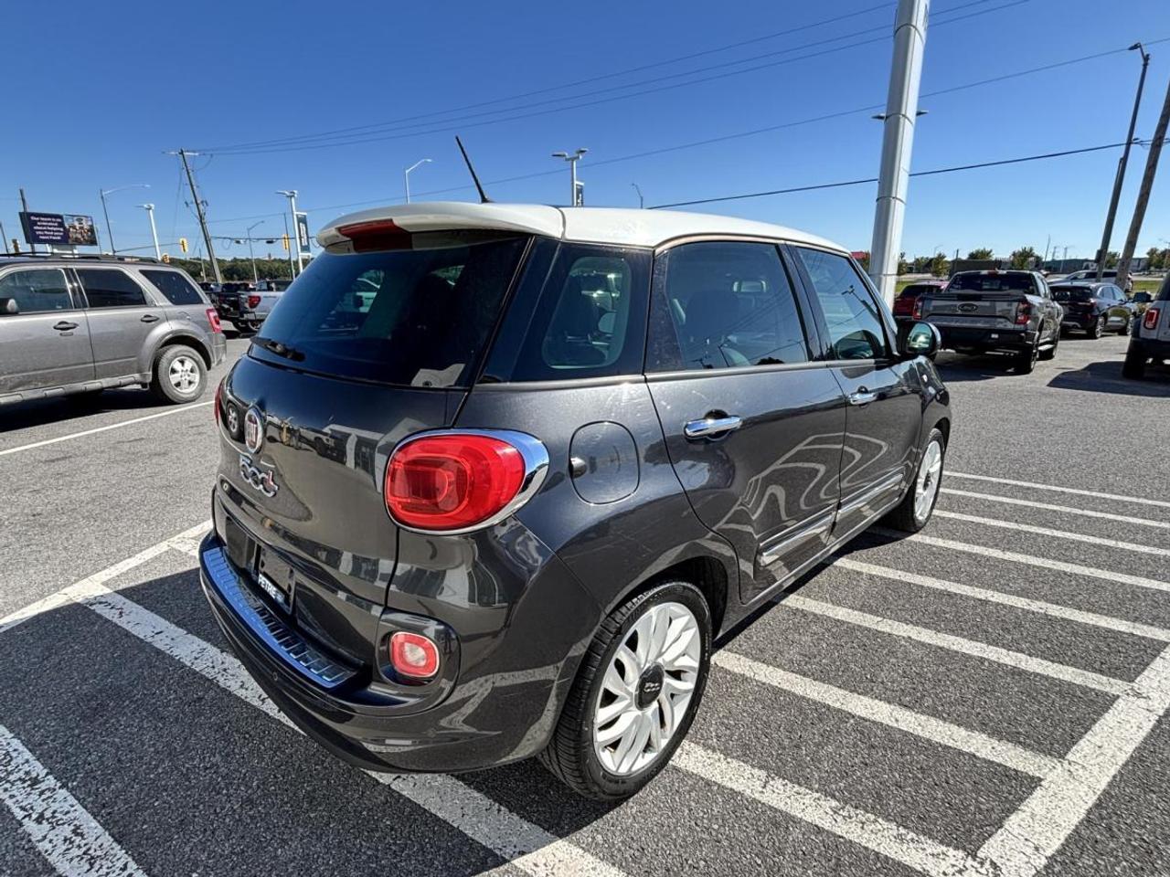 2015 Fiat 500 Lounge Photo