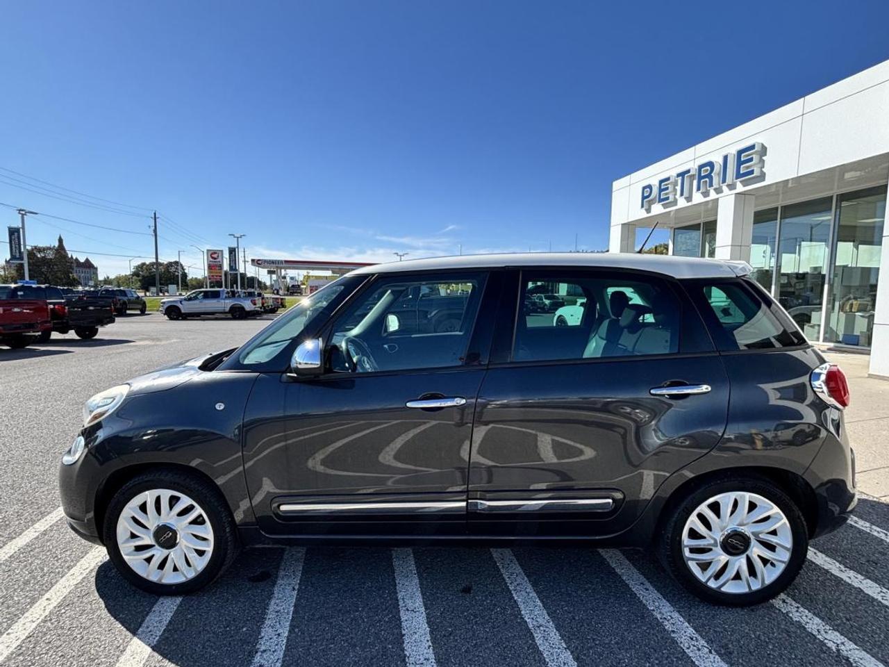 2015 Fiat 500 Lounge Photo