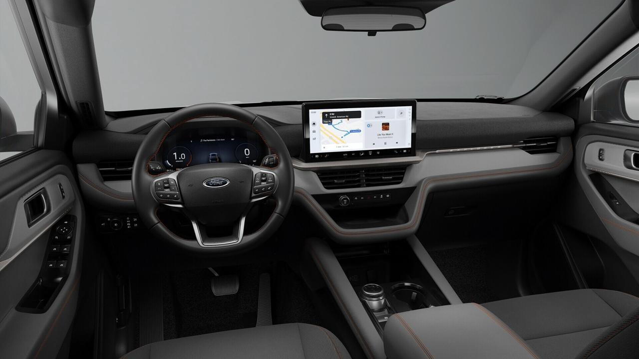 2027 Ford Explorer Active w/200A Pkg Photo4