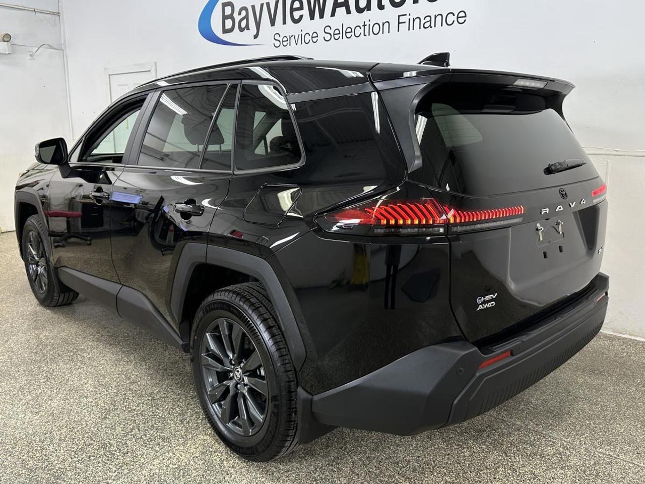 2026 Toyota RAV4 XLE/HYBRID/AWD/1308 KMS!! Photo4