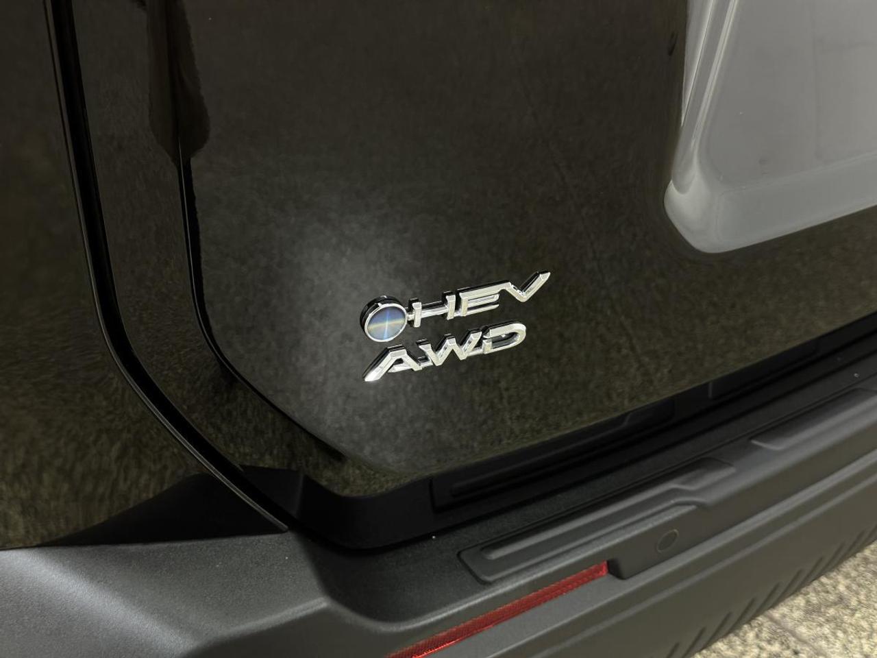 2026 Toyota RAV4 XLE/HYBRID/AWD/1308 KMS!! Photo
