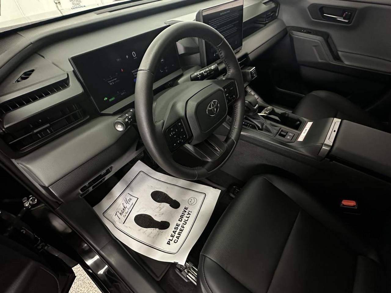 2026 Toyota RAV4 XLE/HYBRID/AWD/1308 KMS!! Photo