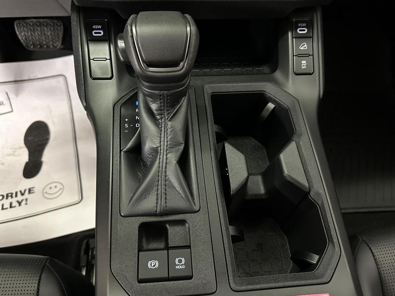 2026 Toyota RAV4 XLE/HYBRID/AWD/1308 KMS!! Photo
