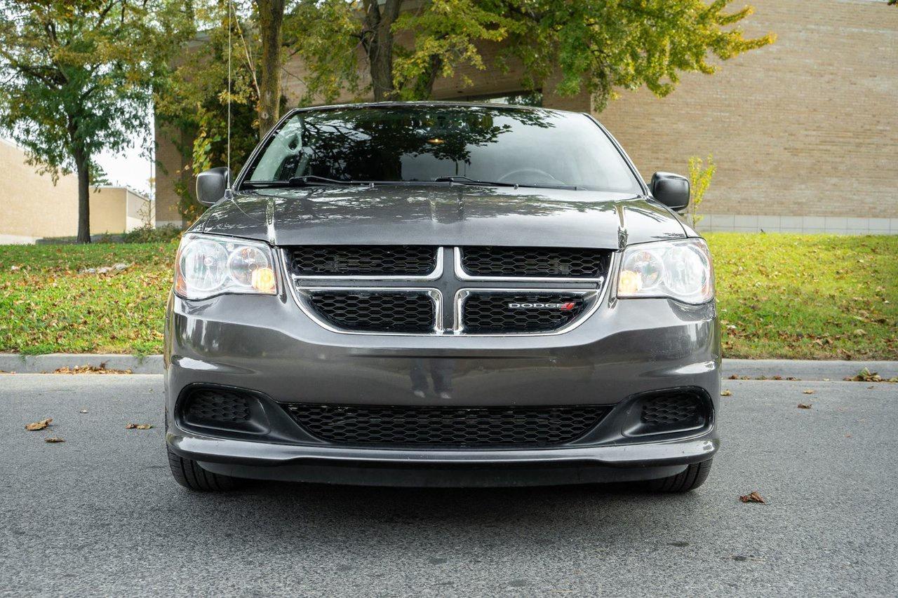 2016 Dodge Grand Caravan CANADA VALUE PACKAGE Photo