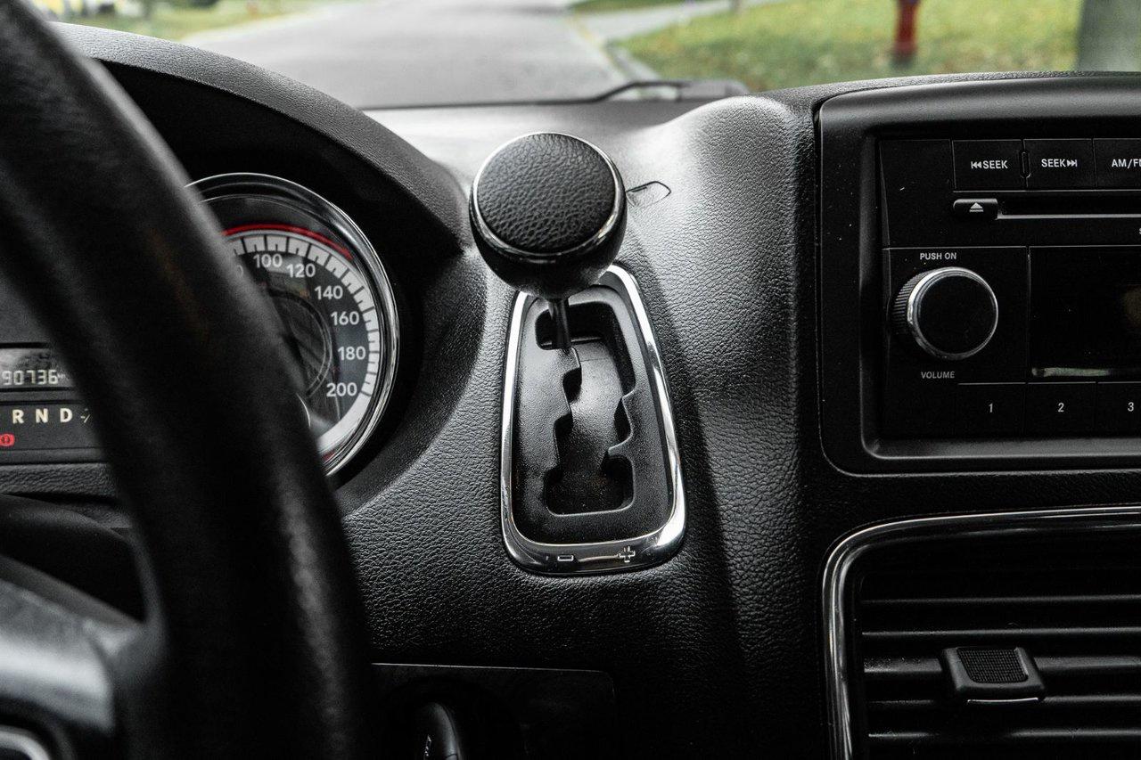 2016 Dodge Grand Caravan CANADA VALUE PACKAGE Photo