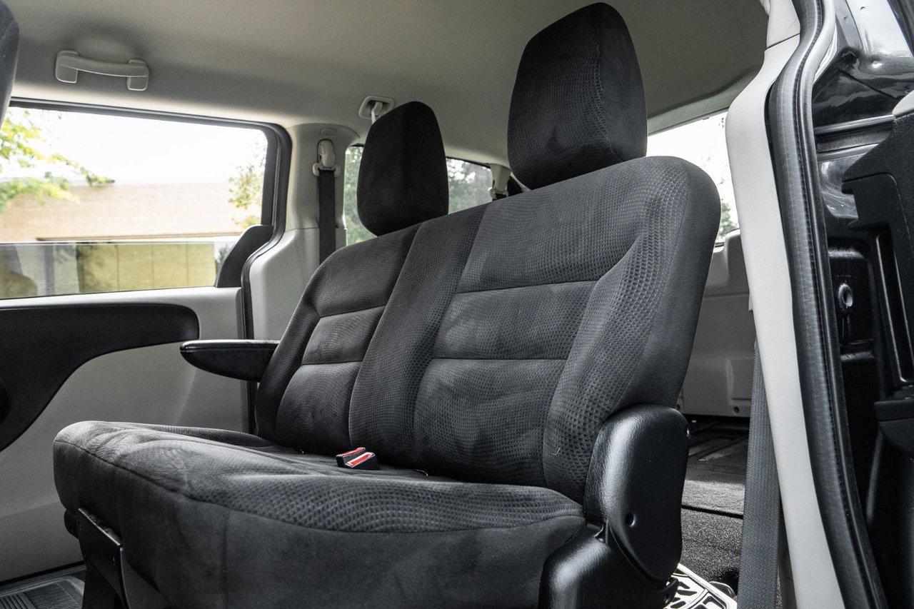 2016 Dodge Grand Caravan CANADA VALUE PACKAGE Photo