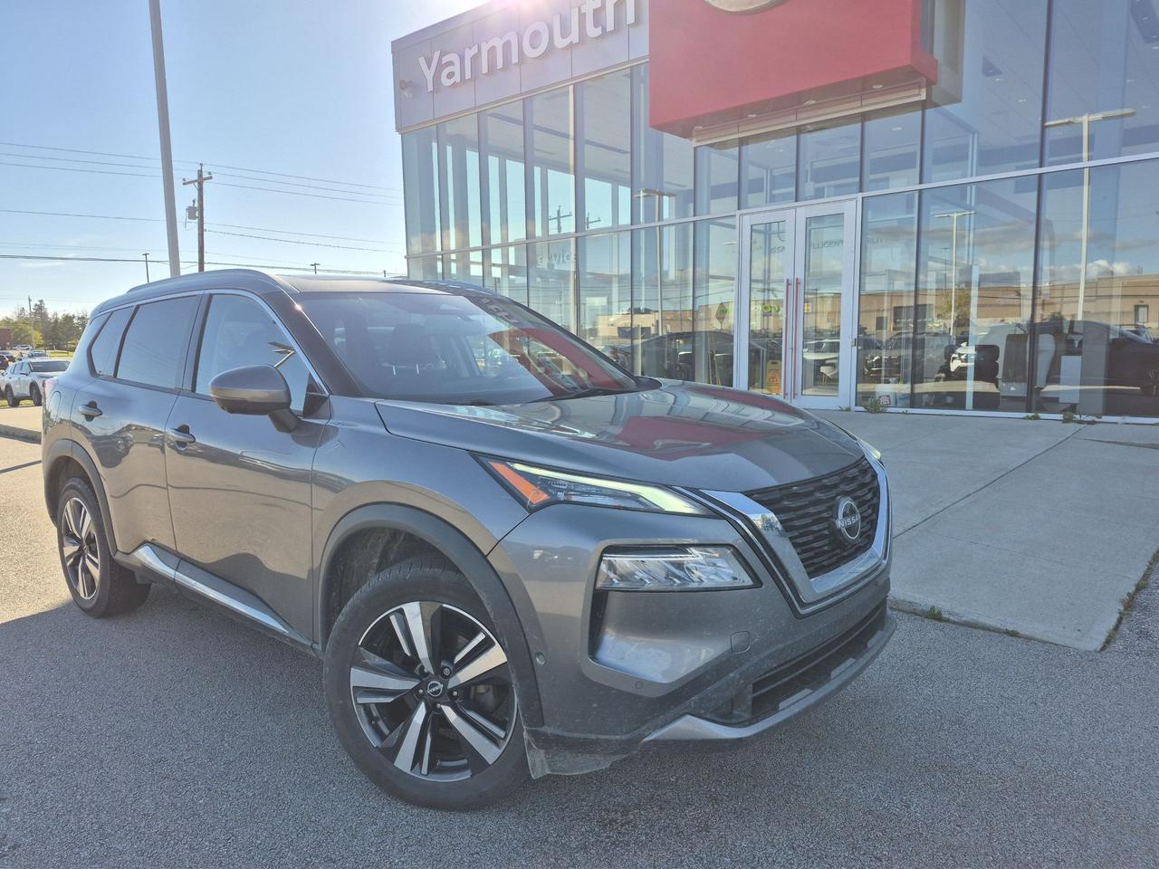 2023 Nissan Rogue SL LEATHER, PANORAMIC MOONROOF Photo
