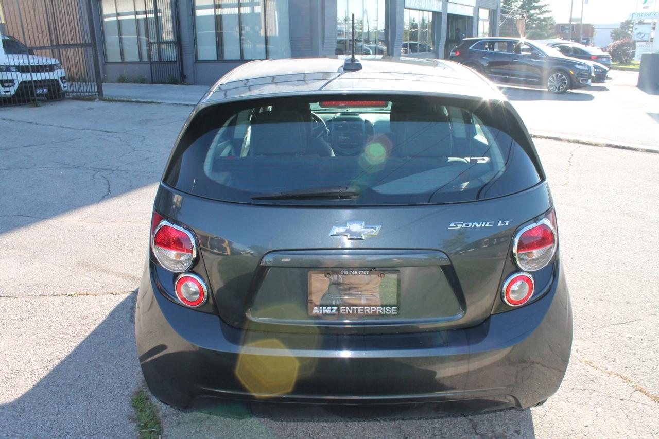 2016 Chevrolet Sonic LT Photo