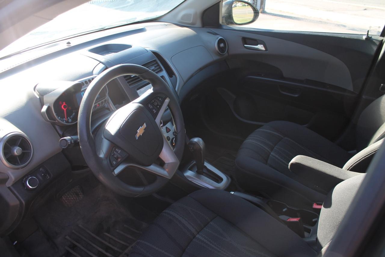 2016 Chevrolet Sonic LT Photo