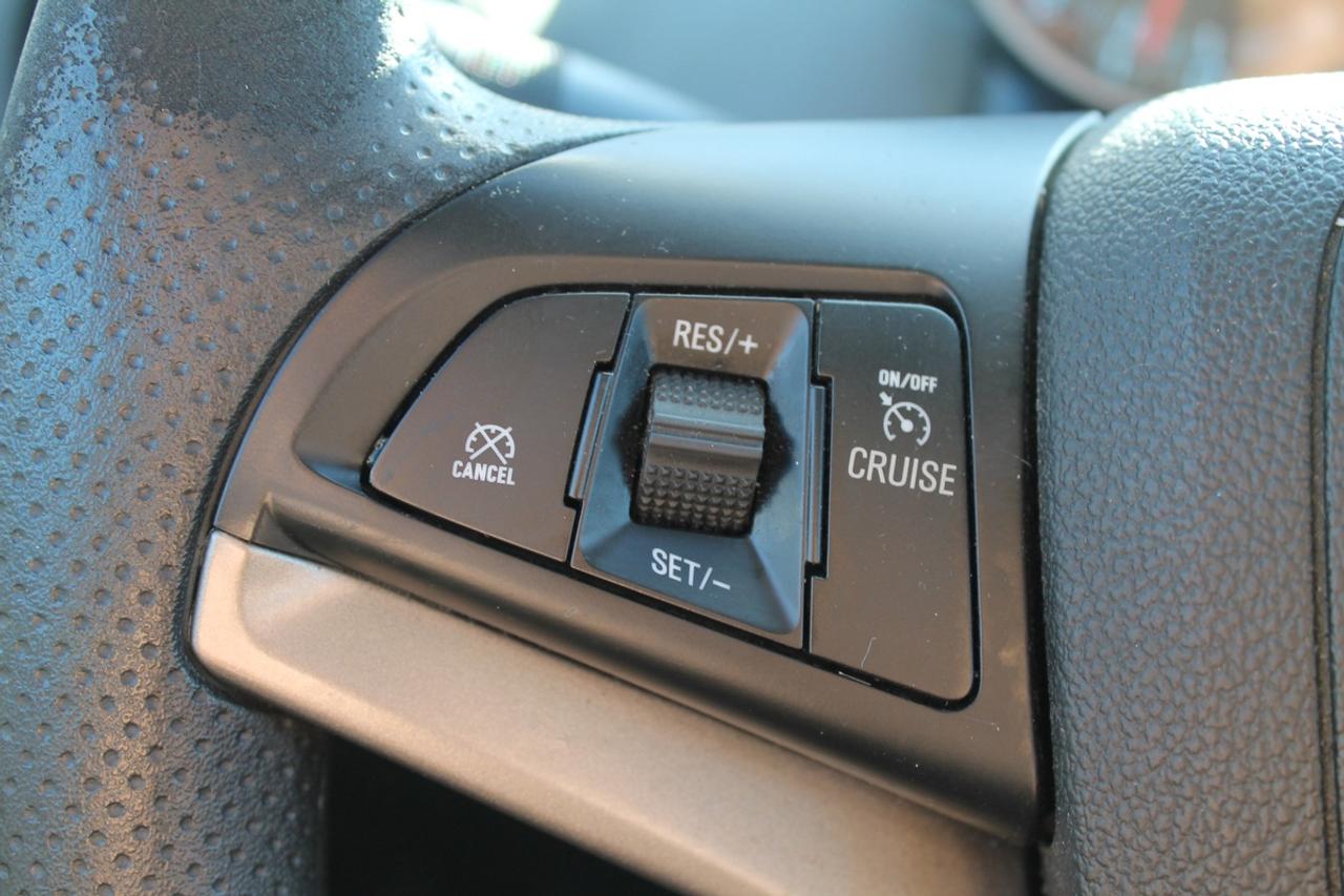 2016 Chevrolet Sonic LT Photo