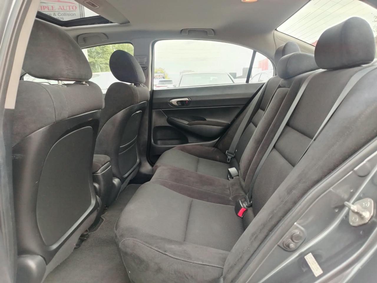 2010 Honda Civic LX Photo