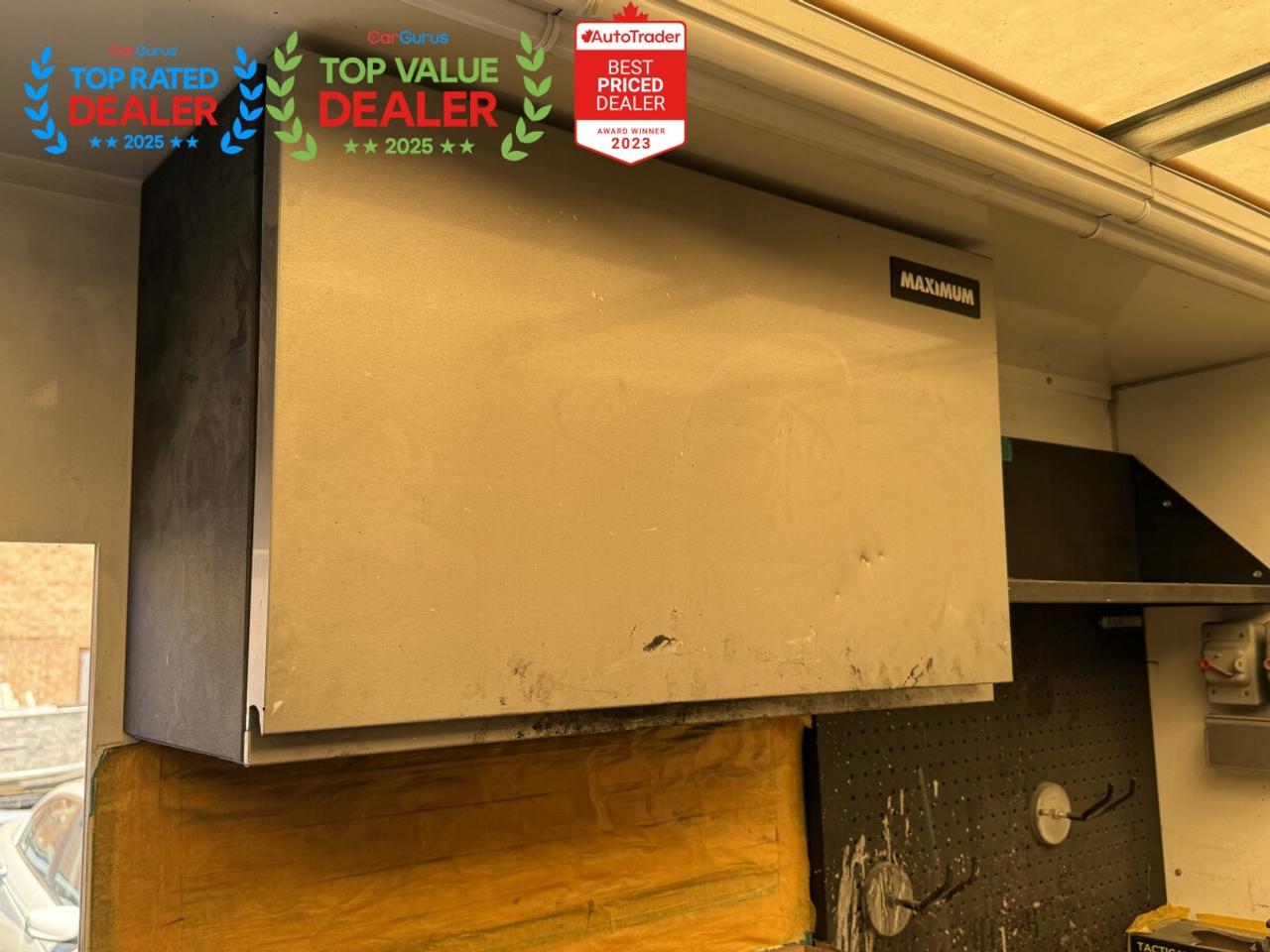 2019 GMC Savana CUTAWAY 3500 139'' | UNICELL BOX | MOBILE RIM REPAIR WORKSHOP Photo