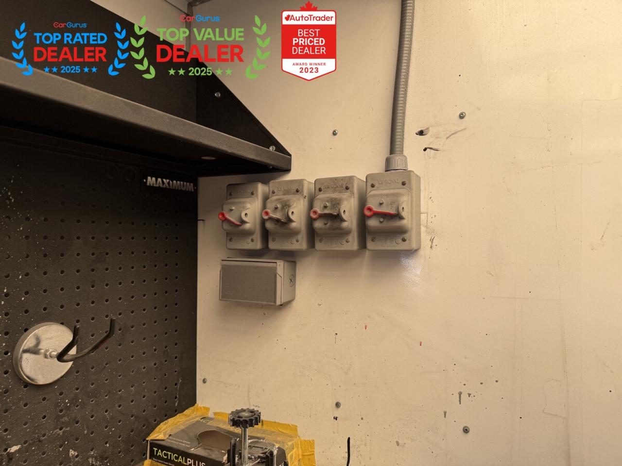 2019 GMC Savana CUTAWAY 3500 139'' | UNICELL BOX | MOBILE RIM REPAIR WORKSHOP Photo