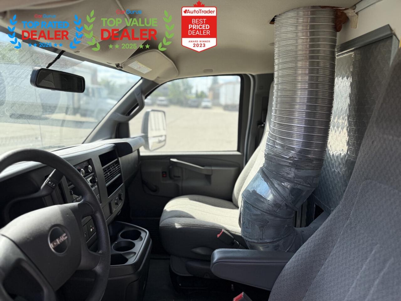 2019 GMC Savana CUTAWAY 3500 139'' | UNICELL BOX | MOBILE RIM REPAIR WORKSHOP Photo