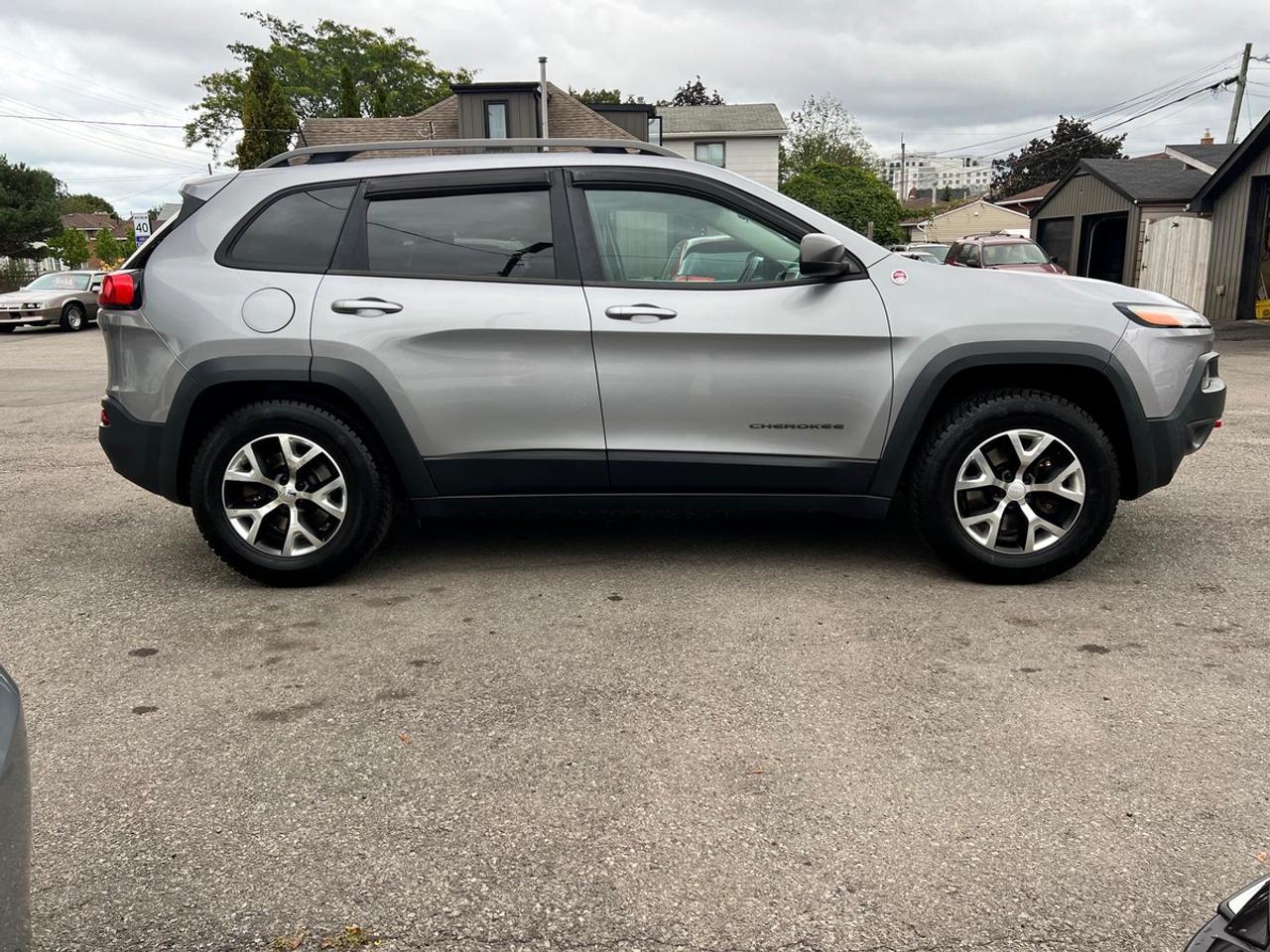 2016 Jeep Cherokee Trailhawk Photo