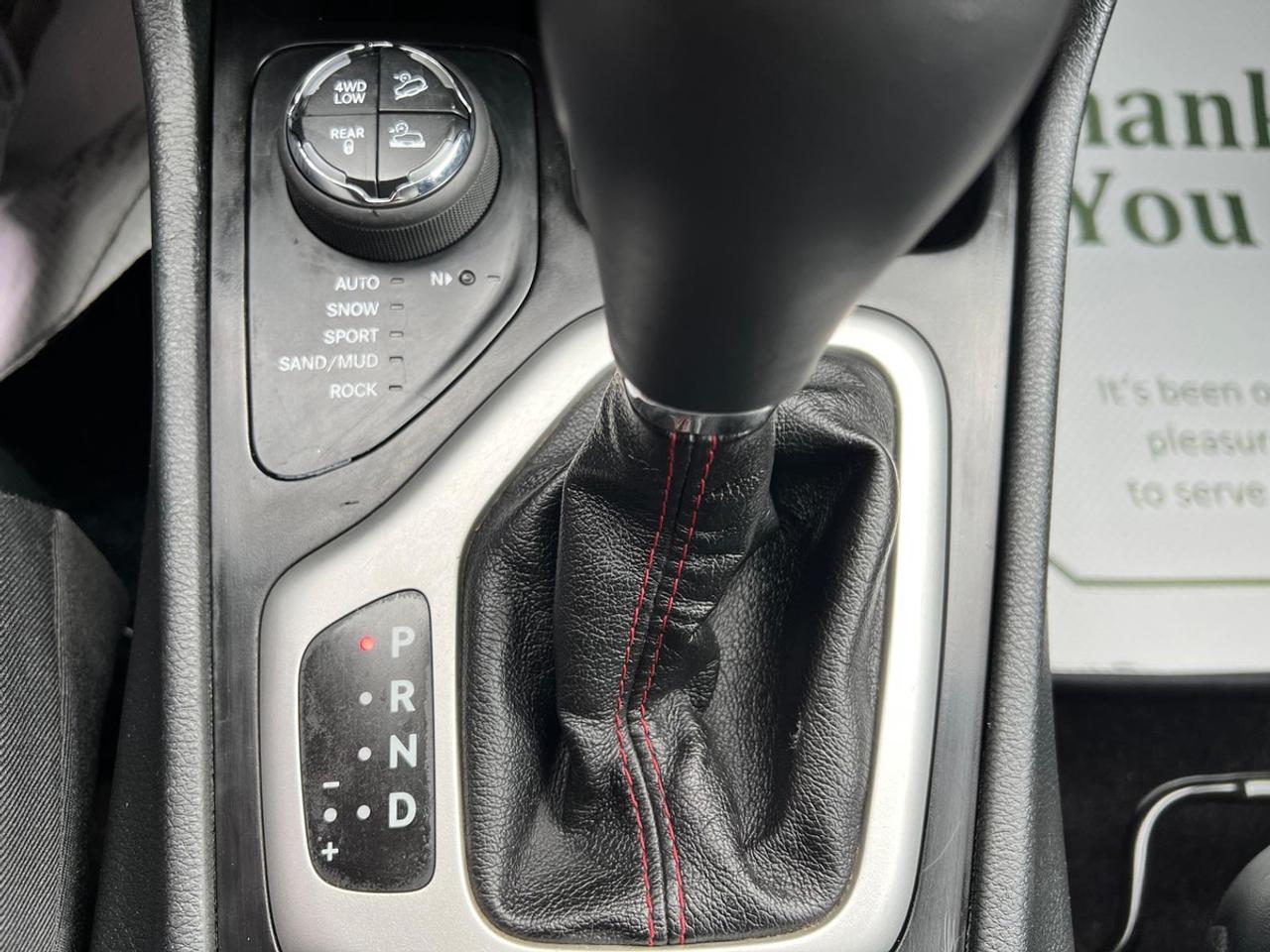 2016 Jeep Cherokee Trailhawk Photo
