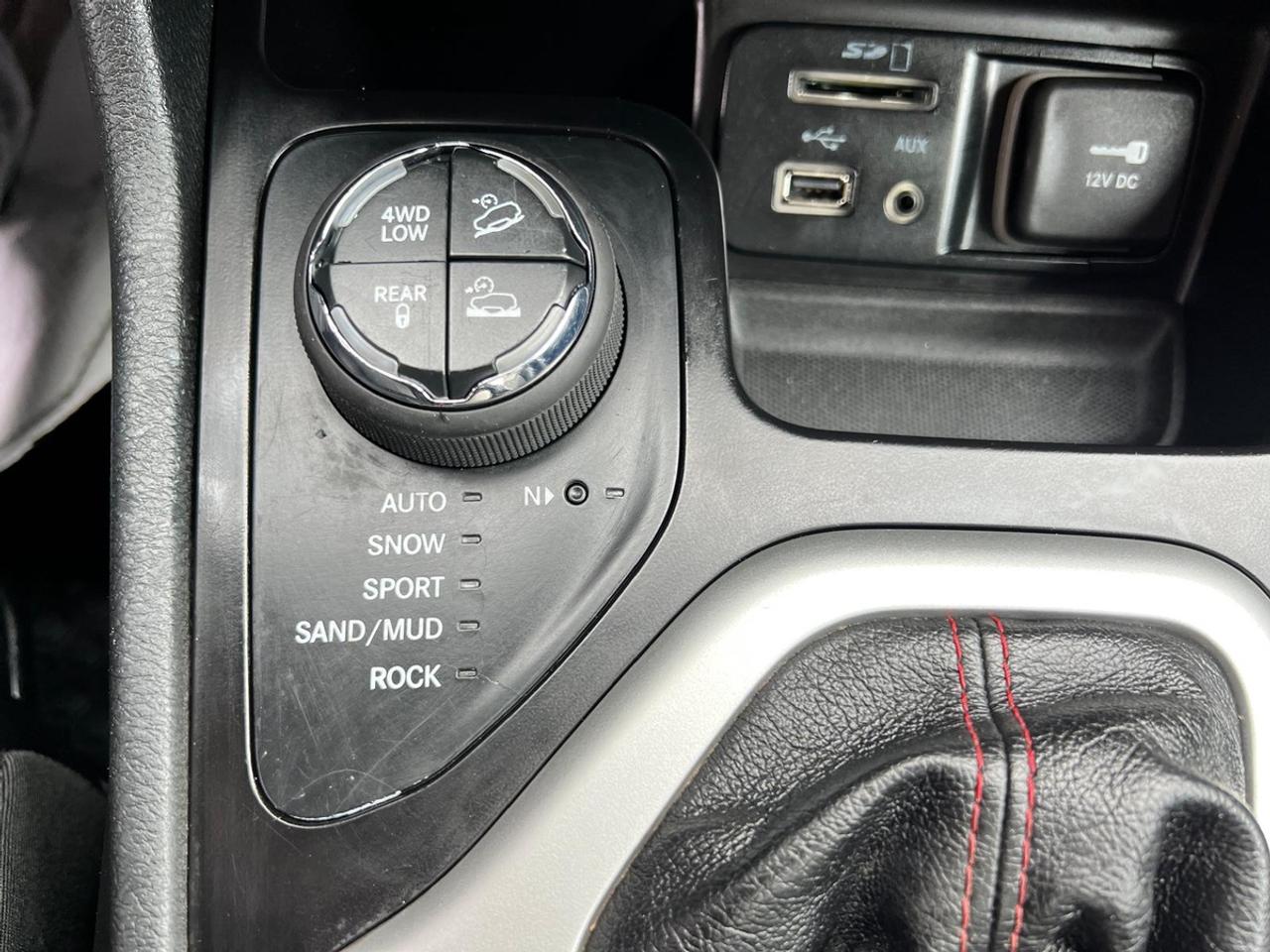 2016 Jeep Cherokee Trailhawk Photo