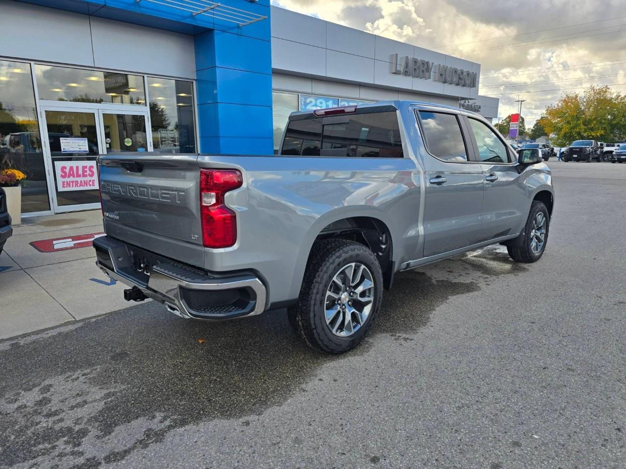 2026 Chevrolet Silverado 1500 Crew Cab Short Box 4-Wheel Drive LT Photo