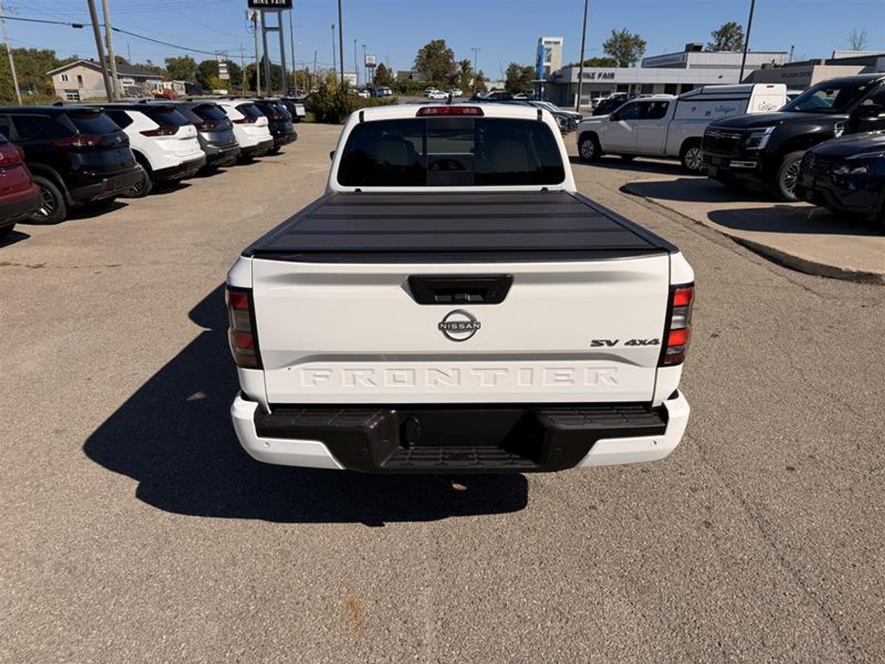2025 Nissan Frontier Crew Cab 4x4 Long Bed SV Photo
