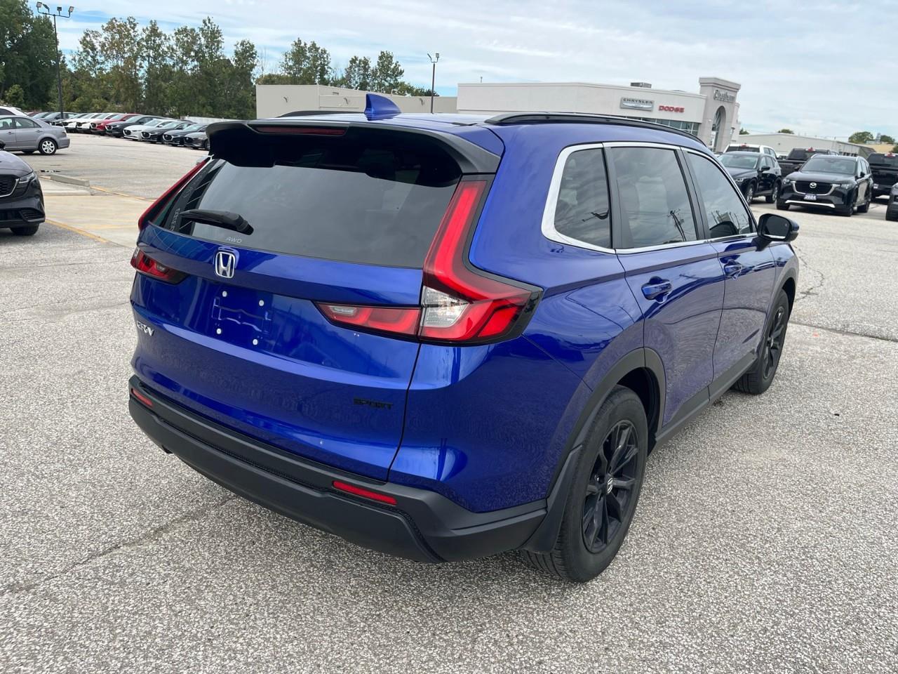 2024 Honda CR-V Sport Blind Spot Monitoring & Lane Keep Assist | Dual-Zone Climate Control | Power Liftgate Photo