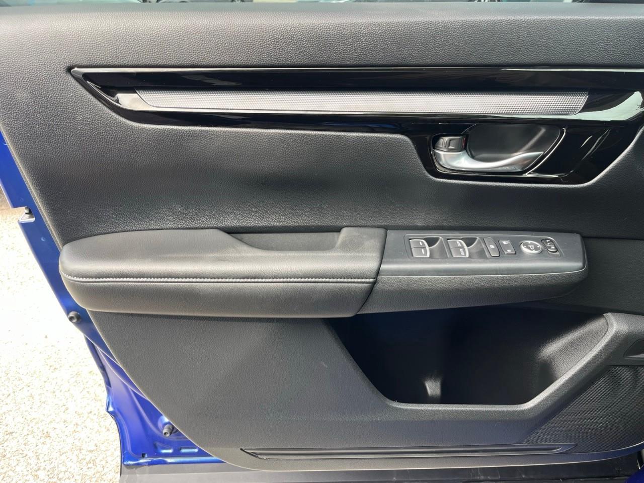 2024 Honda CR-V Sport Blind Spot Monitoring & Lane Keep Assist | Dual-Zone Climate Control | Power Liftgate Photo