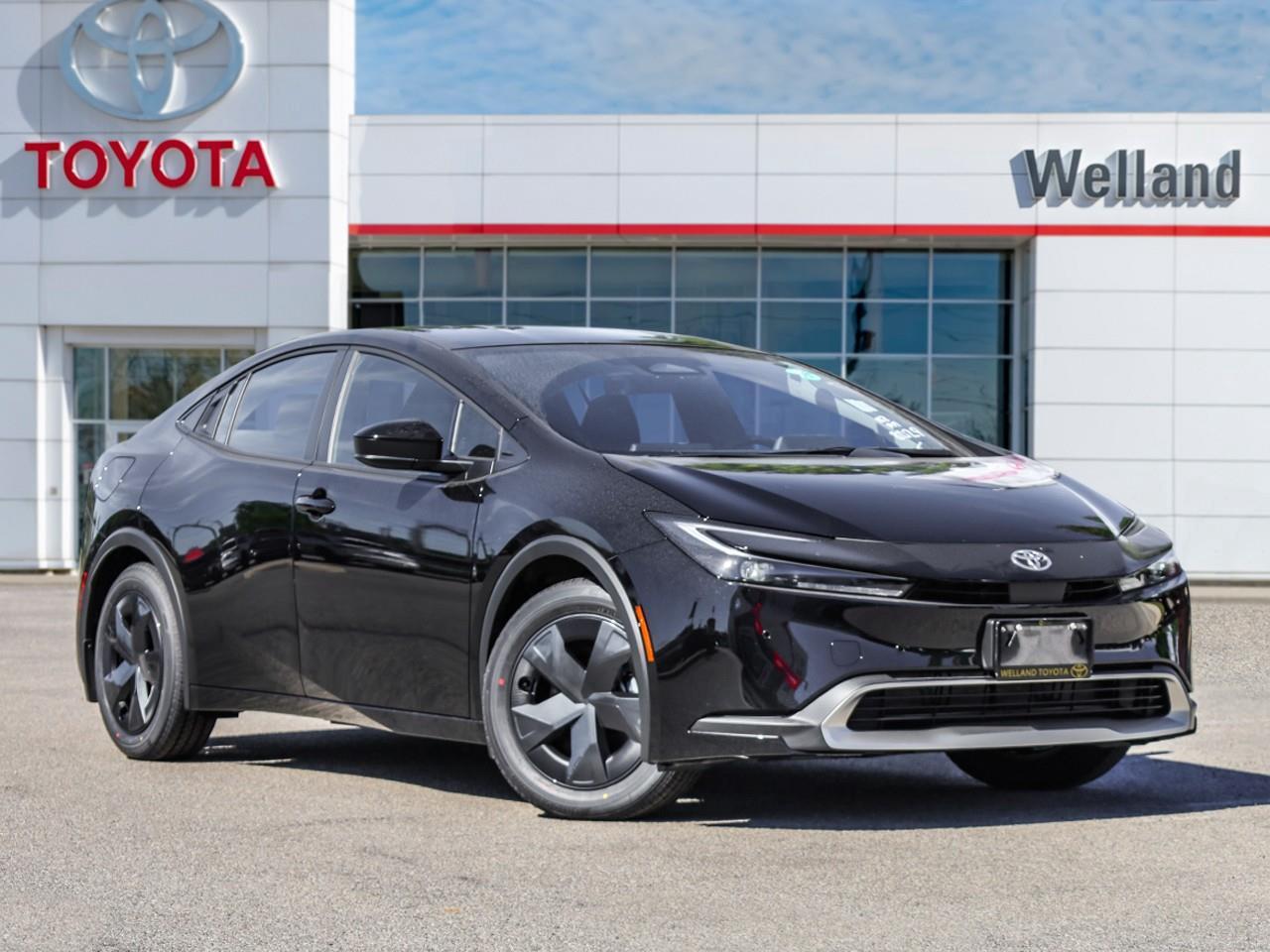 2027 Toyota Prius Plug-In Hybrid SE Photo0