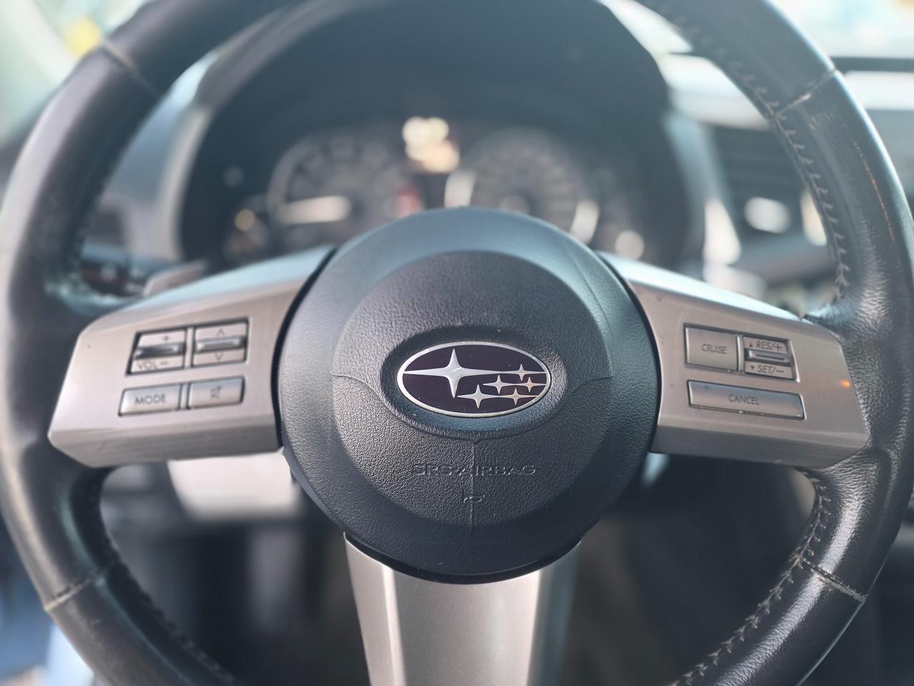2011 Subaru Legacy 2.5i Prem AWP/Pwr Moon Photo