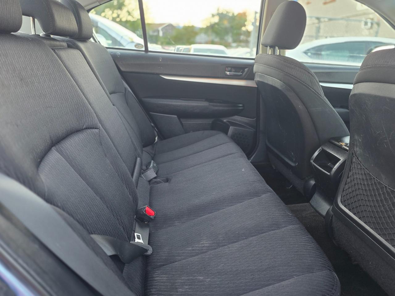 2011 Subaru Legacy 2.5i Prem AWP/Pwr Moon Photo
