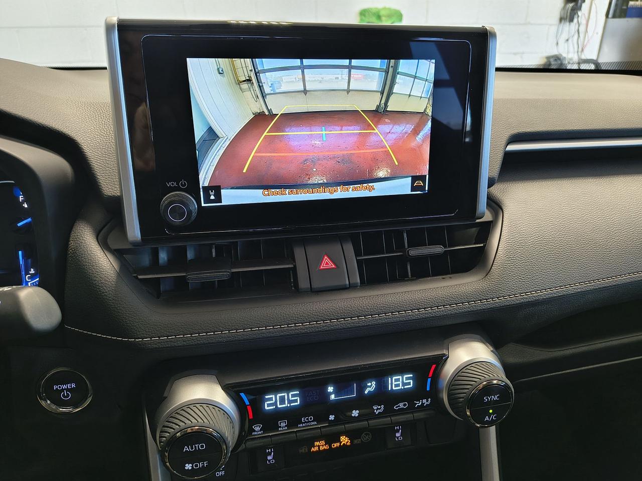 2024 Toyota RAV4 Hybrid XLE Photo