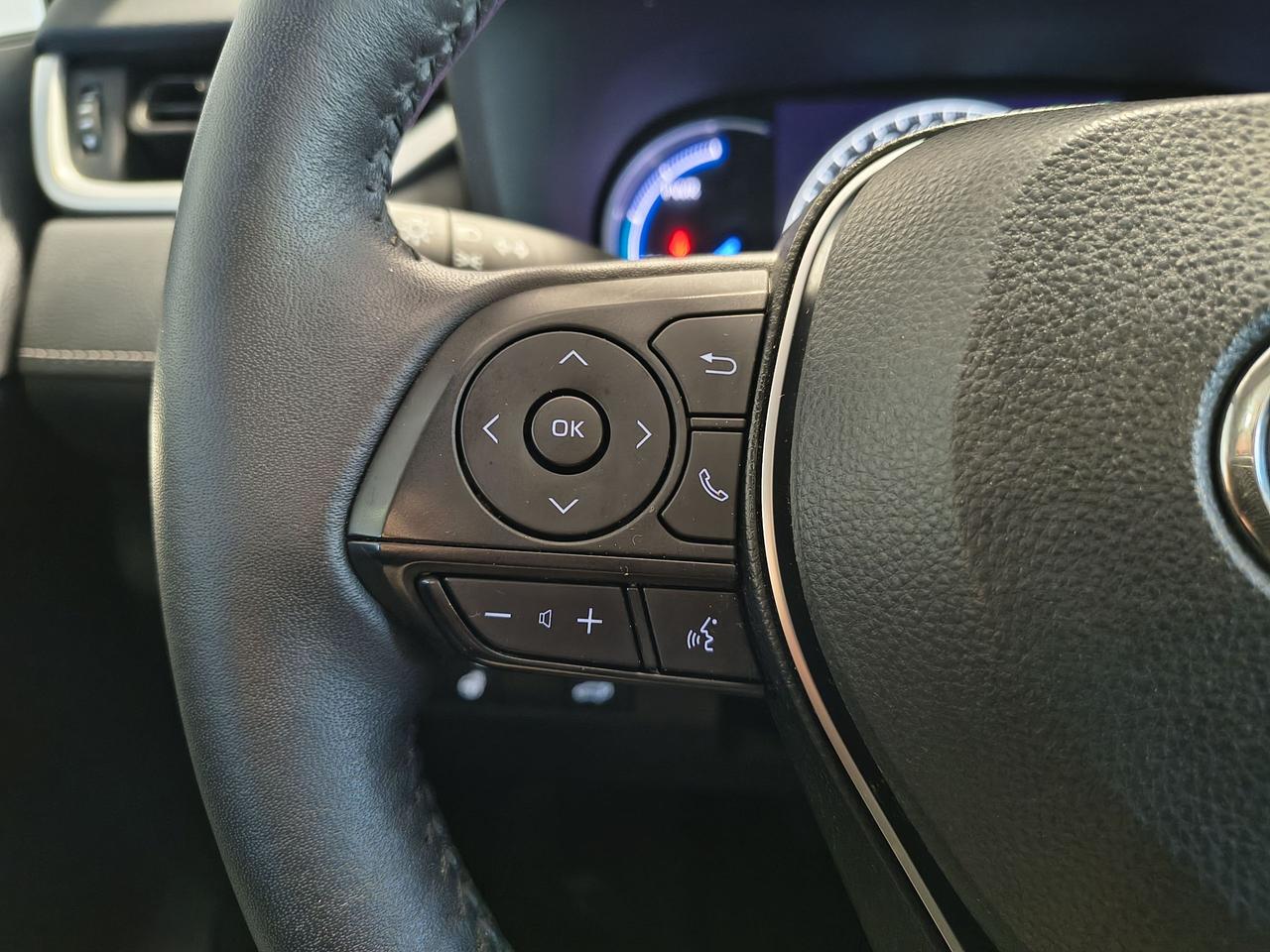 2024 Toyota RAV4 Hybrid XLE Photo